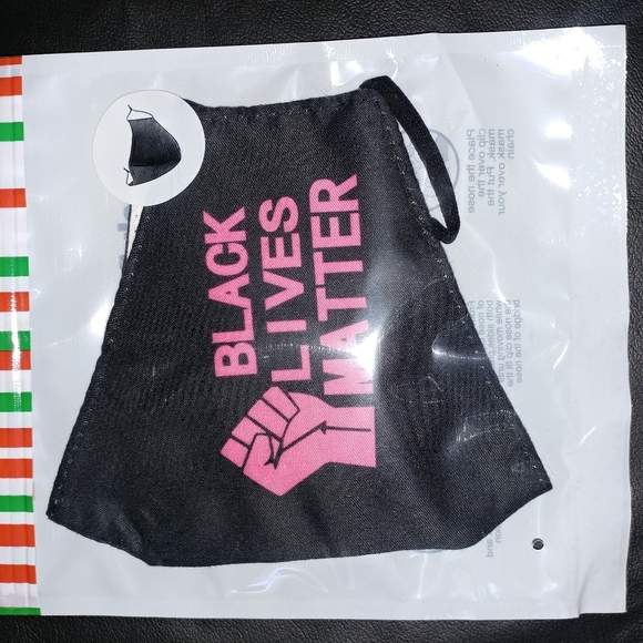 1 BLM mask - Picture 5 of 5